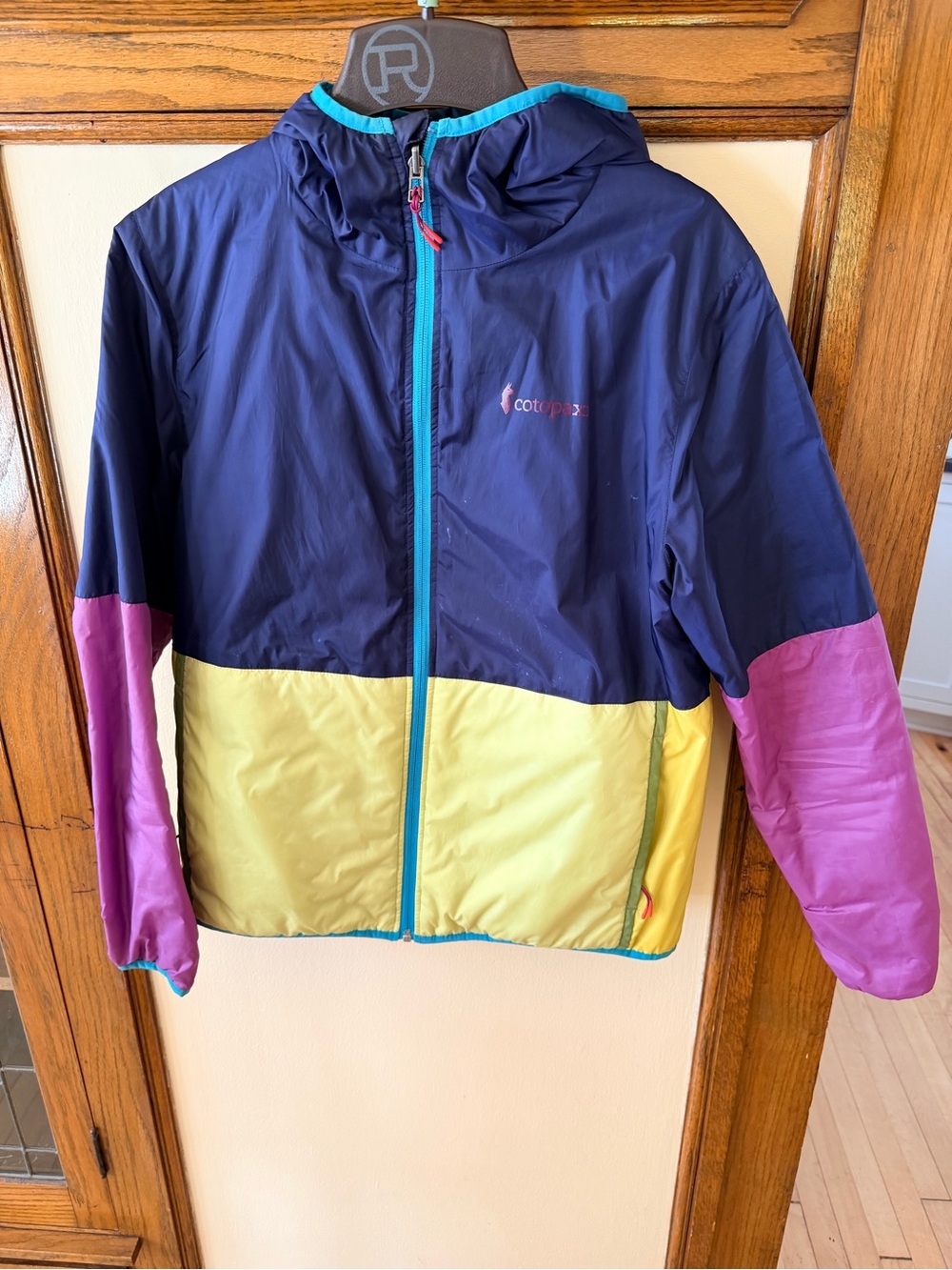 Cotopaxi Women’s M Teca Calido light puffer